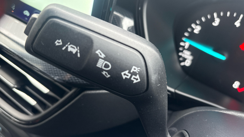 Ford Focus 1.0 EcoBoost Hybrid mHEV 155 ST-Line 5dr Auto Petrol Hatchback